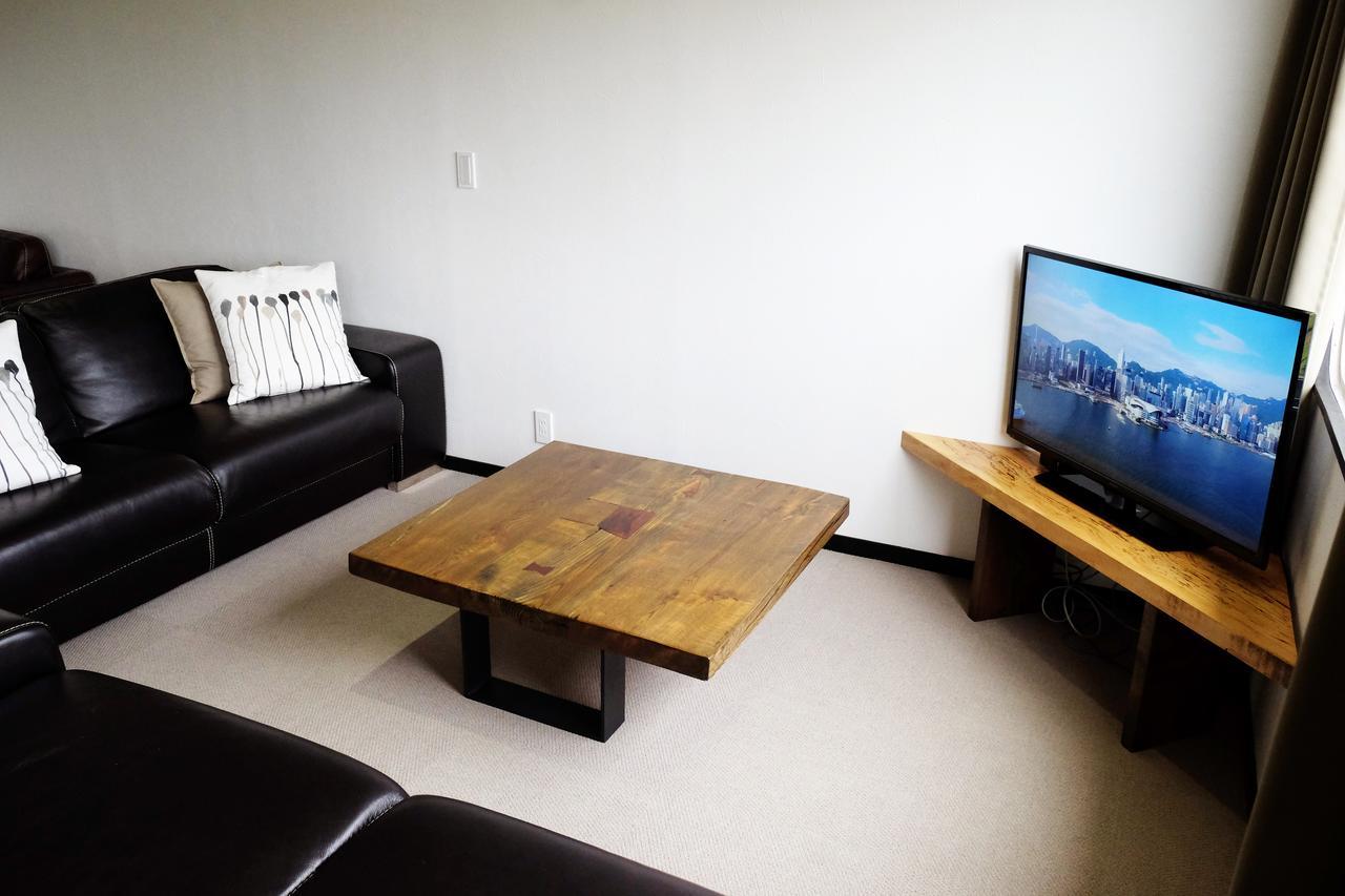 Ski-In, Ski-Out Iwatake Apartments Хакуба-Мура Экстерьер фото