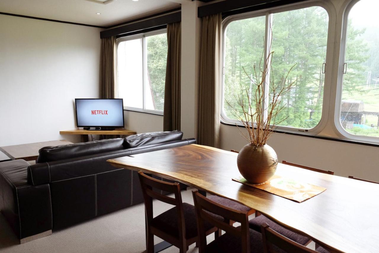Ski-In, Ski-Out Iwatake Apartments Хакуба-Мура Экстерьер фото