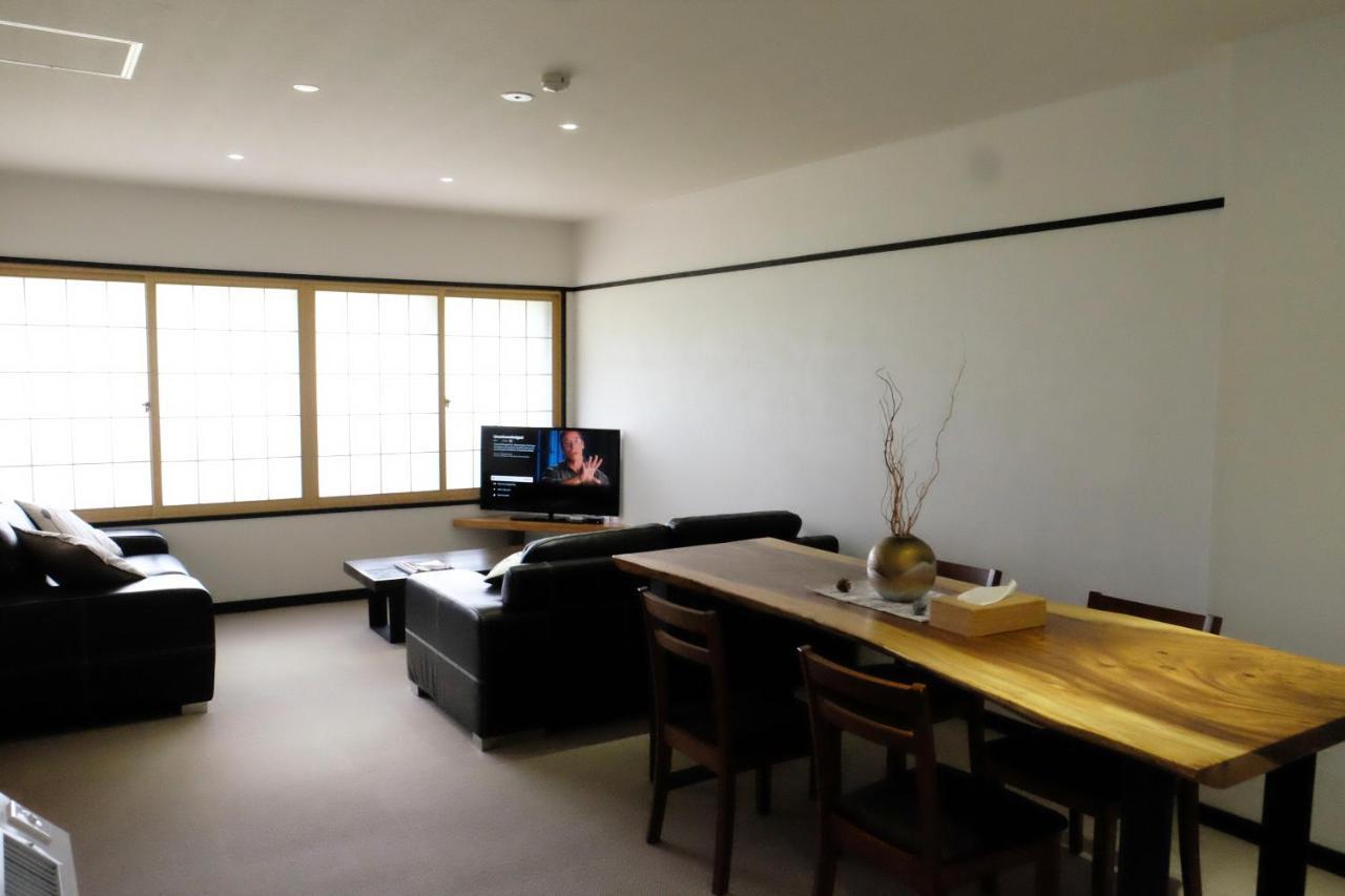 Ski-In, Ski-Out Iwatake Apartments Хакуба-Мура Экстерьер фото